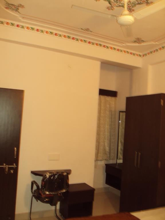 Mewar Avenue Guest House Udaipur Room photo